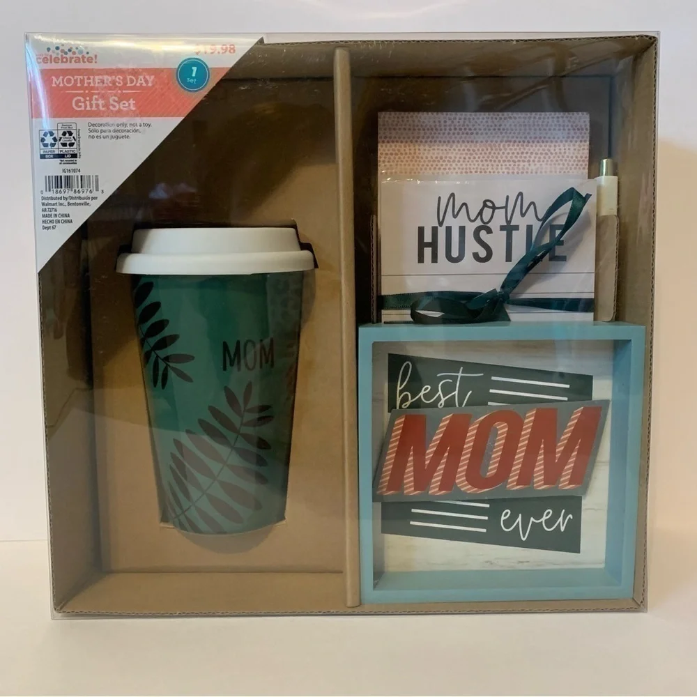 NIB. WAY TO CELEBRATE Mother’s Day Gift Box